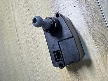 регулировка фары: Электрический моторчик Kia — 3