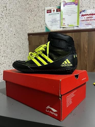 Мырзалардын бут кийими: Борцовки Adidas для вольной/греко-римской борьбы - Модель: мужские — 4