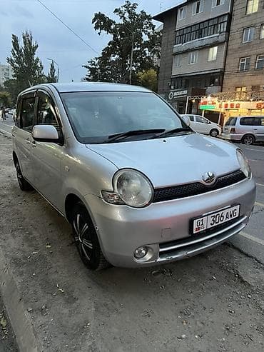 таета сиента: Toyota Ist: 2004 г., 1.5 л, Автомат, Бензин, Минивэн — 1