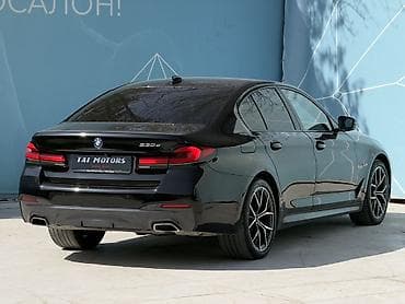 пена авто: BMW 5 series: 2023 г., 2 л, Автомат, Гибрид, Седан — 3