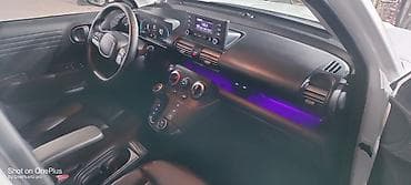 Продажа авто: Hyundai Casper: 2022 г., 1 л, Автомат, Бензин, Кроссовер — 2