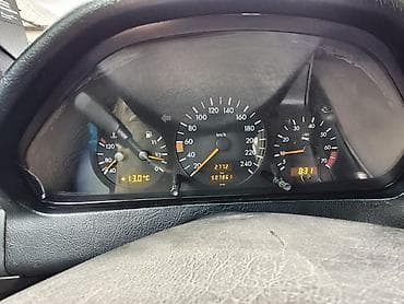 бир: Mercedes-Benz C-Class: 1994 г., 1.8 л, Кол менен иштөөчү, Бензин, Седан — 5