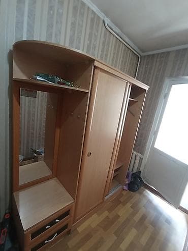 Мебель: Гарнитур для прихожей, Б/у, Шкаф, ДСП — 2