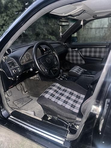 машина aion: Mercedes-Benz C-Class: 1995 г., 2.2 л, Механика, Бензин, Седан — 9