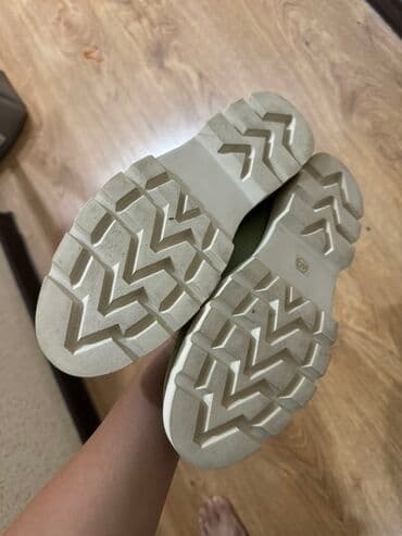 фирменная обувь из италии: Лоферы, 40, Новый, цвет - Зеленый, Самовывоз, Платная доставка — 3