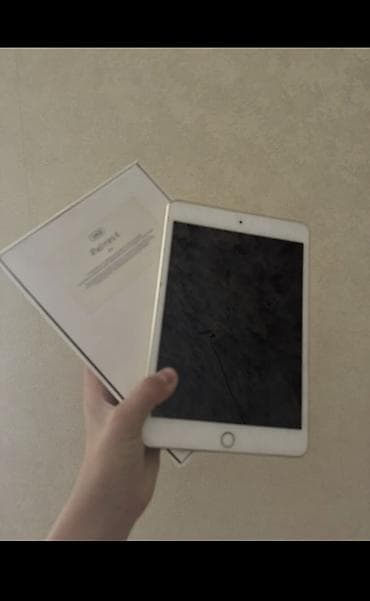 Планшет, Apple, память 128 ГБ, Wi-Fi, Б/у, цвет - Золотой — 1