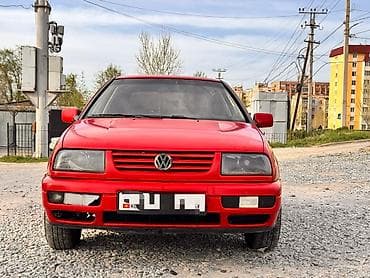 Volkswagen Vento: 1997 г., 2 л, Ручные, Бензин, Седан