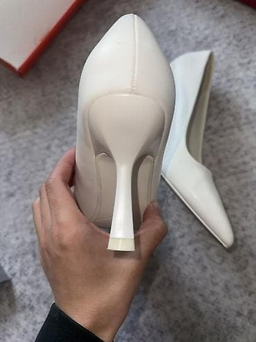 прозрачные туфли: Туфли, 37, Новый, цвет - Белый, Самовывоз — 3