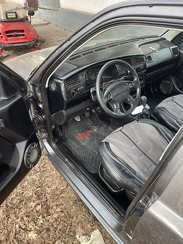 Volkswagen: Volkswagen Golf: 1992 г., 1.8 л, Механика, Бензин, Хетчбек — 7