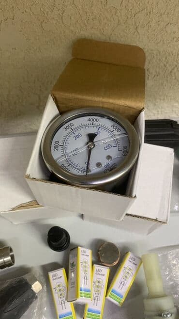 измерительные инструменты: Манометры аналоговые с круглым циферблатом на насосы высокого давления — 1