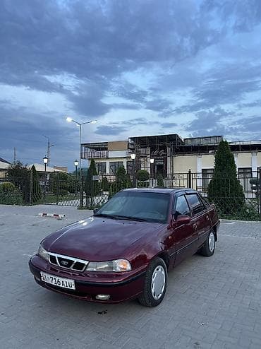Унаа: Daewoo Nexia: 2008 г., 1.5 л, Кол менен иштөөчү, Бензин, Седан — 2