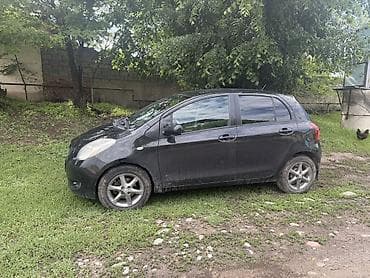Toyota: Toyota Yaris: 2007 г., 1.3 л, Автомат, Бензин, Хэтчбэк — 4