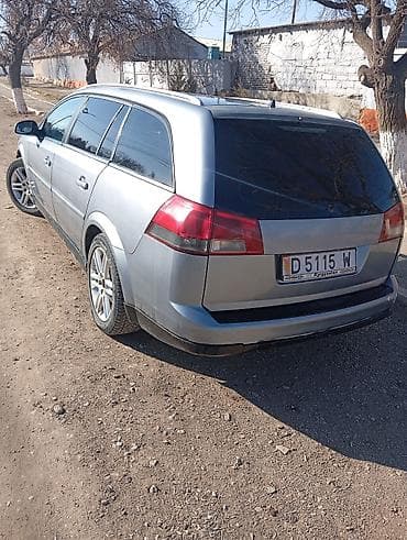 9: Opel Vectra: 2005 г., 1.9 л, Механика, Бензин, Универсал — 2