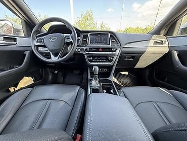 matiz 2013: Hyundai Sonata: 2019 г., 2 л, Автомат, Газ, Седан — 10