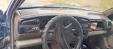 сг 9: Volkswagen Vento: 1992 г., 1.8 л, Механика, Бензин, Седан — 4