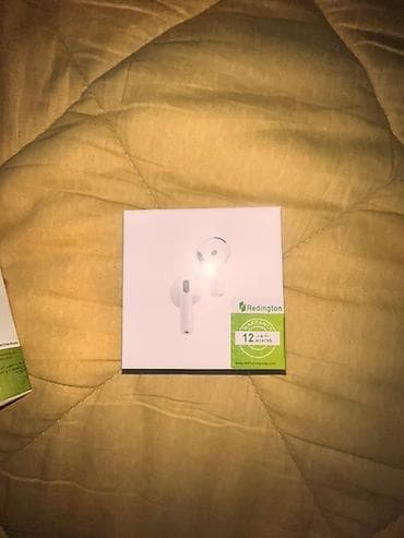 Аксессуары для мобильных телефонов: Apple AirPods Pro (3–4-го поколения) с MagSafe Charging Case - — 1