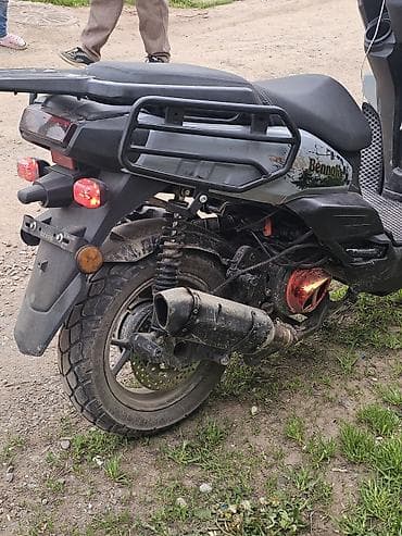 электронный ролик: Тип скутера 180 куб. см, Бензин, Б/у — 2