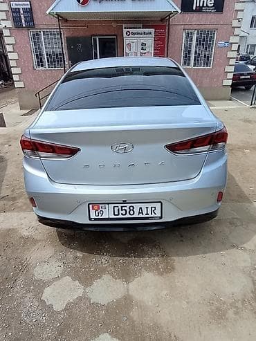 Транспорт: Hyundai Sonata: 2021 г., 2 л, Автомат, Газ, Седан — 6