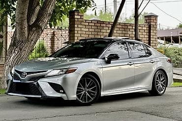 Toyota Camry: 2020 г., 3.5 л, Автомат, Бензин, Седан