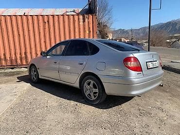 Toyota Avensis: 2002 г., 1.8 л, Автомат, Бензин, Хэтчбэк — 5