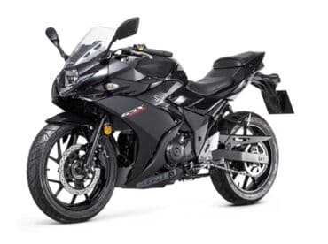 иж спорт: Продаю SUZUKI GSX250R г.в.: 11.2021 пробег: 8.400 км — 1