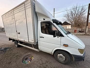 Коммерциялык транспорт: Жеңил жүк ташуучу унаа, Mercedes-Benz, Стандарт, 3 т, Колдонулган — 4