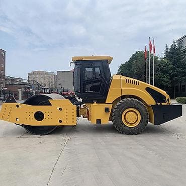 шина 14 с: Дорожный вибрационный каток (самоходный) Вес: 18т - Тип — 1