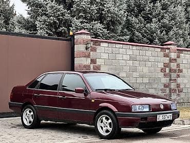 Volkswagen: Volkswagen Passat: 1992 г., 1.8 л, Механика, Бензин, Седан — 3