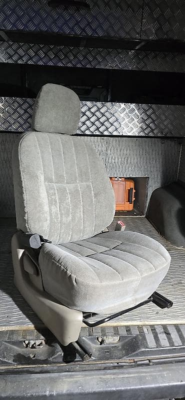 сидения спринтерге: Продаются сиденья на спринтер w906 2 родных передних по 10000с, 2 — 3