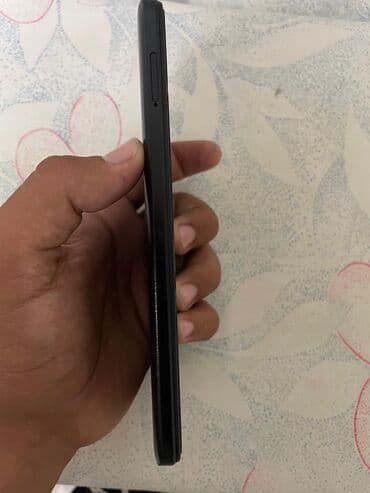 сломанные телефон: Poco C51, Б/у, 64 ГБ, цвет - Черный, В рассрочку, 2 SIM — 5