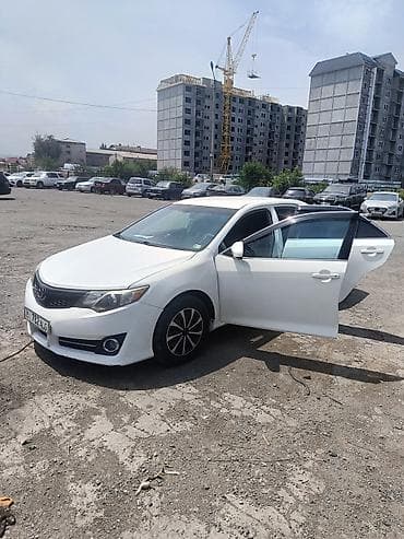 Toyota Camry: 2013 г., 2.5 л, Автомат, Гибрид, Седан — 2