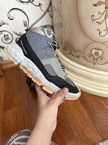 Спецодежда: Кроссовки Li-Ning оригинал Брали за 9000 с в магазине Одели 3 месяца — 4