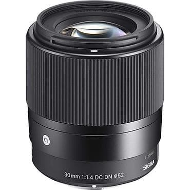 neoline 7700: Фото/видео комплект для влогинга на базе Sony ZV‑E10 + светосильный — 3