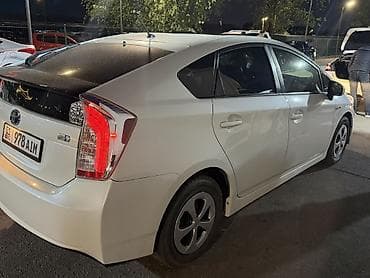 машина toyota prius: Toyota Prius: 2015 г., 1.8 л, Робот, Гибрид, Хэтчбэк — 3