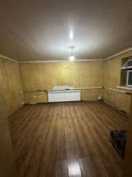 Үйдү ижарага алам: 40 кв. м, 2 бөлмө, Забор, тосулган, Жертөлө, ороо — 4