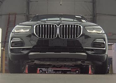 BMW X5: 2020 г.