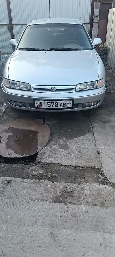 Mazda 626: 1991 г., 1.8 л, Механика, Бензин, Седан
