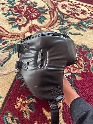 Спортивная форма: Шлем адидас — 3