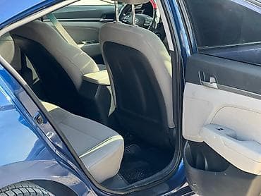 li auto: Hyundai Elantra: 2020 г., 2 л, Автомат, Бензин, Седан — 7