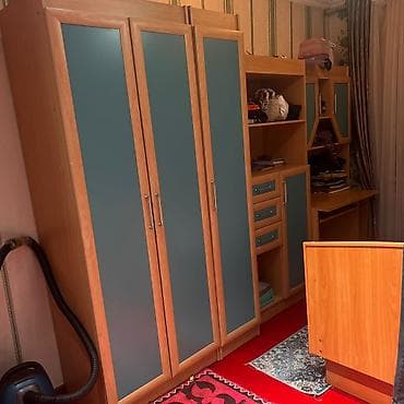 Детская/подростковая модульная мебель + односпальная кровать. Состав