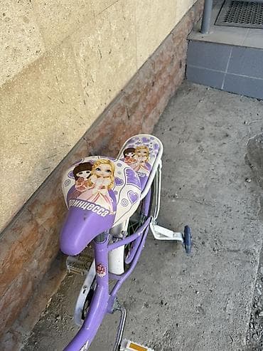 Детский велосипед, 2-колесный, 4 - 6 лет, Для девочки, Б/у