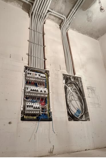 с уездом: Электрик | Электромонтажные работы Больше 6 лет опыта — 2