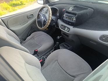 Nissan Almera Tino: 2003 г., 1.8 л, Ручные, Бензин, Универсал — 5