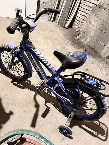 Детский велосипед, 2-колесный, 4 - 6 лет, Для мальчика, Б/у