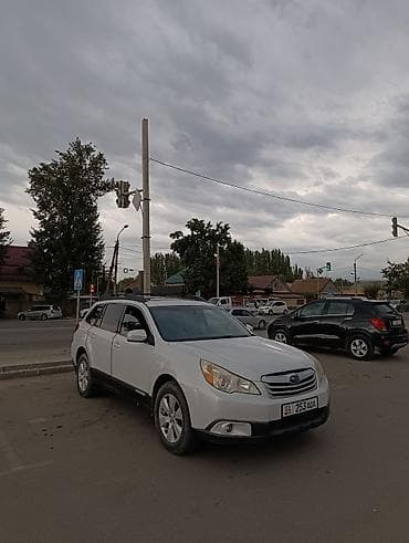 Subaru Outback: 2011 г., 2.5 л, Вариатор, Бензин, Универсал