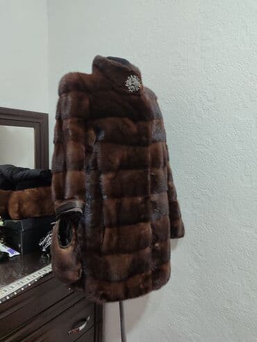 платья из панбархата на шифоне для полных: Шуба, Норка, Короткая модель, Канада, M — 2