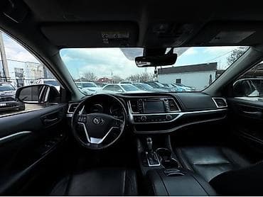 byd e3: Toyota Highlander: 2019 г., 3.5 л, Автомат, Бензин, Кроссовер — 5