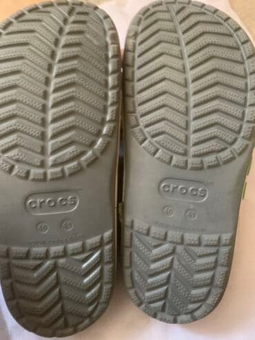 lining anta: Удобные сабо Crocs Classic Clog из полимерного материала — 3