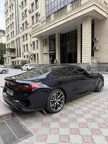 BMW 8 series: 2019 г., 4.4 л, Автомат, Бензин, Купе — 3