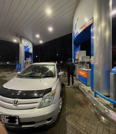 авто с японии: Toyota ist: 2002 г., 1.3 л, Автомат, Бензин, Хэтчбэк — 2